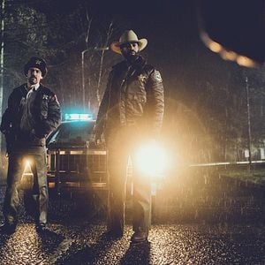 Fotoğraf Dark Encounter