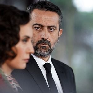 Fotoğraf Doğduğun Ev Kaderindir