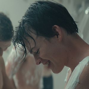 Fotoğraf Giant Little Ones