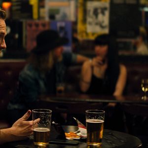 Fotoğraf Rafe Spall