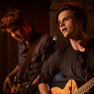 Fotoğraf Love, Victor