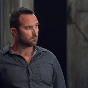 Fotoğraf Sullivan Stapleton