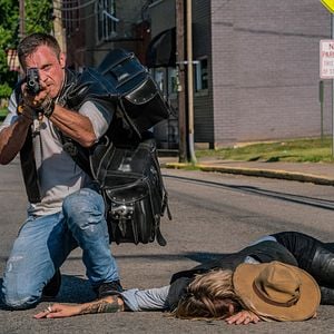 Fotoğraf Disturbing The Peace