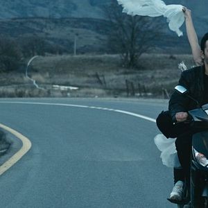 Fotoğraf In Between Dying