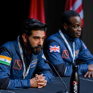 Fotoğraf Ray Panthaki