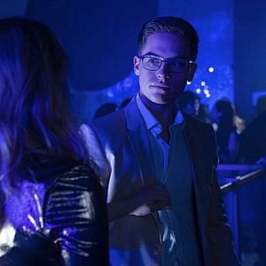 Fotoğraf After Paramparça