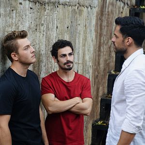 Fotoğraf Gençliğim Eyvah