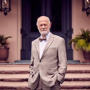 Fotoğraf Filthy Rich