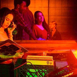 Fotoğraf High Fidelity