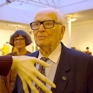 Fotoğraf Pierre Cardin