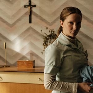 Fotoğraf Morfydd Clark