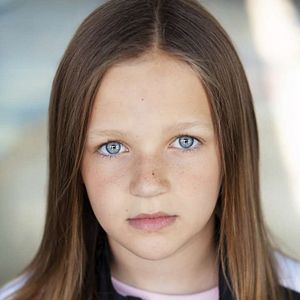 Fotoğraf Chandler Head