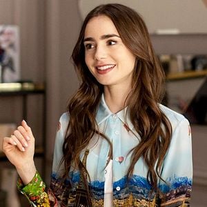 Fotoğraf Emily in Paris