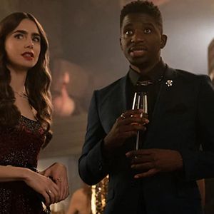 Fotoğraf Emily in Paris