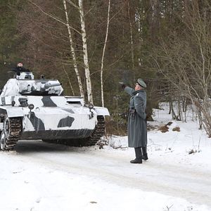 Fotoğraf Enemy Lines