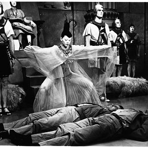 Fotoğraf Hugh Beaumont