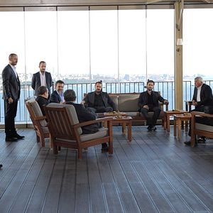 Fotoğraf Eşkıya Dünyaya Hükümdar Olmaz