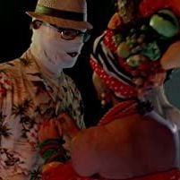 Fotoğraf Please Like Me