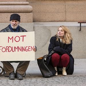 Fotoğraf Love & Anarchy