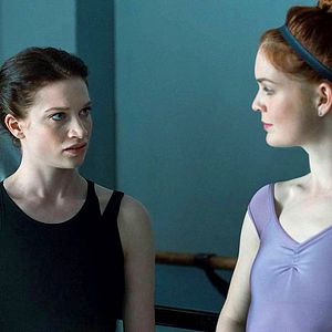 Fotoğraf Flesh and Bone