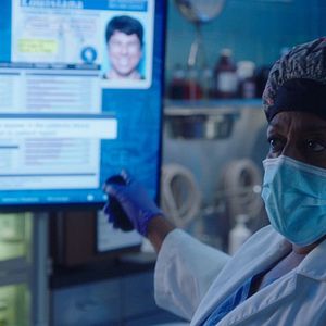 Fotoğraf CCH Pounder