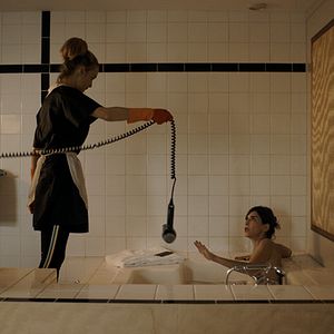 Fotoğraf Charlotte Le Bon