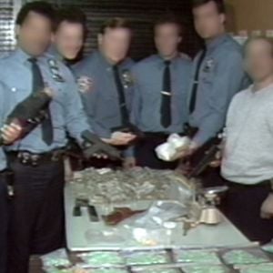 Fotoğraf Crack: Cocaine, Corruption & Conspiracy