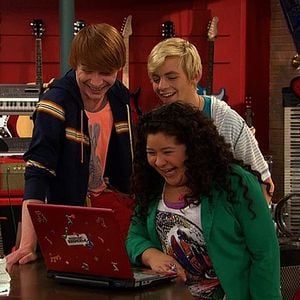 Fotoğraf Austin & Ally