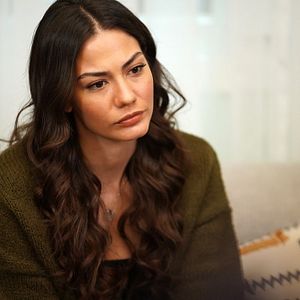 Fotoğraf Doğduğun Ev Kaderindir