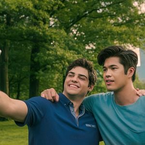 Fotoğraf Ross Butler