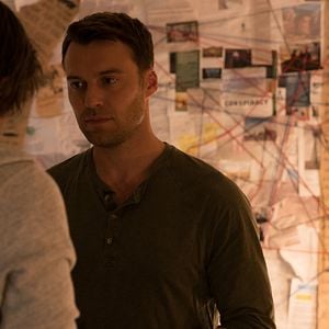 Fotoğraf Burden of Truth