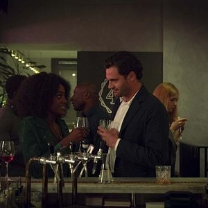 Fotoğraf Behind Her Eyes