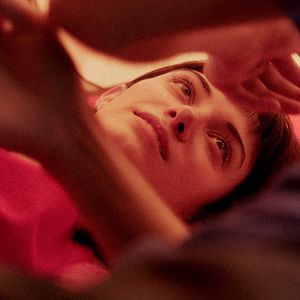 Fotoğraf Friends and Strangers