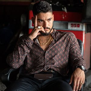 Fotoğraf The Tax Collector