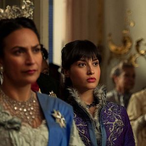 Fotoğraf Gölge ve Kemik