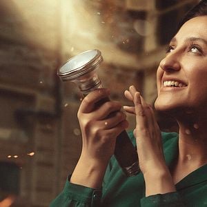 Fotoğraf Sen Hiç Ateş Böceği Gördün mü?