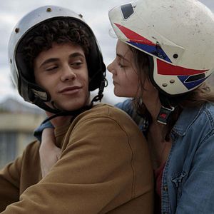 Fotoğraf Sulla Stessa Onda