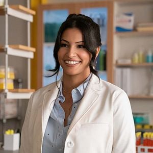 Fotoğraf Never Have I Ever