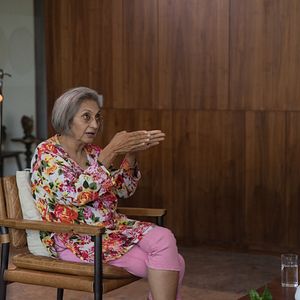 Fotoğraf Searching For Sheela