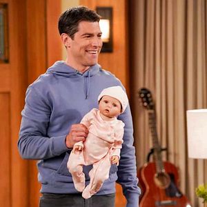 Fotoğraf Max Greenfield