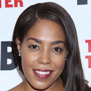 Fotoğraf De'Adre Aziza