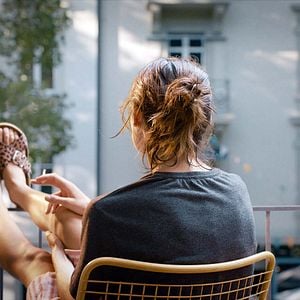 Fotoğraf Örümcek ve Kız