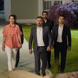 Fotoğraf Eşkıya Dünyaya Hükümdar Olmaz