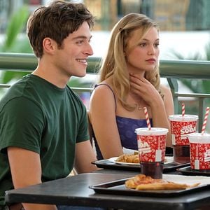 Fotoğraf Olivia Holt