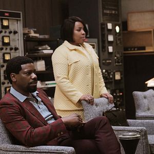 Fotoğraf Kimberly Hebert Gregory