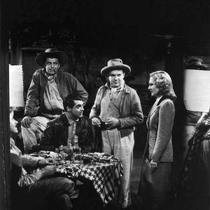 Fotoğraf Only Angels Have Wings