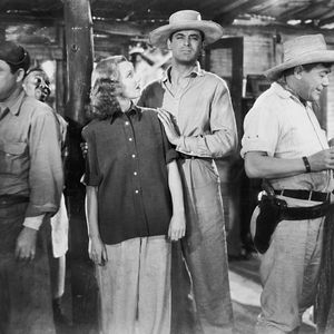 Fotoğraf Only Angels Have Wings