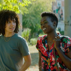 Fotoğraf Haley Louise Jones