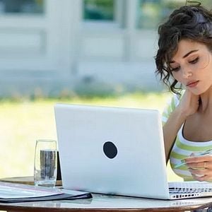 Fotoğraf Sen Çal Kapımı