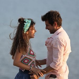 Fotoğraf İki Gönül Bir Oluversin Gari